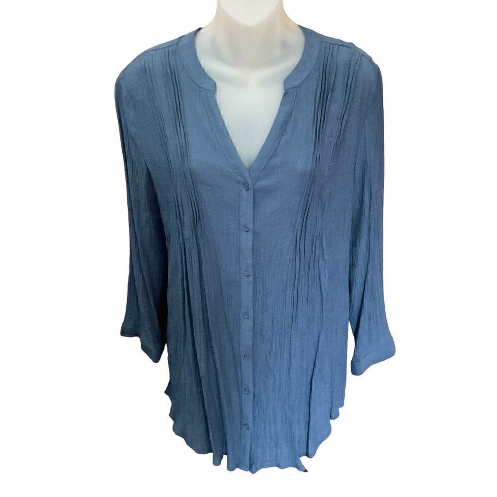 St John’s Bay Blouse Top Button Down V-neck Tunic Blue Crinkle Fabric Medium